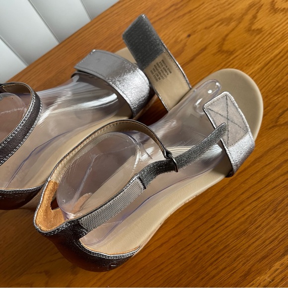 ABEO Cecile Metatarsal Leather Wedge Sandals Silver Size 9 - Picture 10 of 15